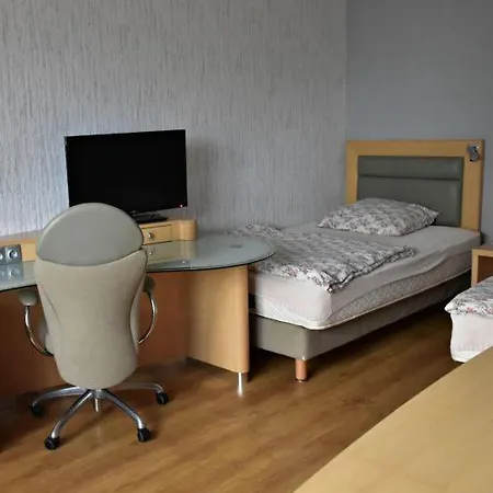 Bed & Breakfast Malva Lomianki