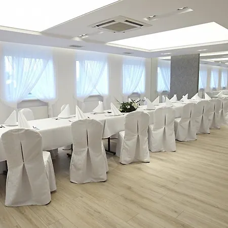 Bed & Breakfast Malva Lomianki